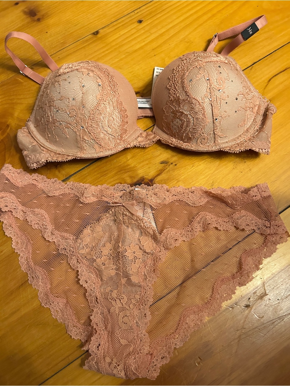 BNWT Victorias Secret Dream Angels Push-up & Cheekini